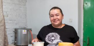 Родина з Чорнобаївки розвиває власну сироварню на Миколаївщині